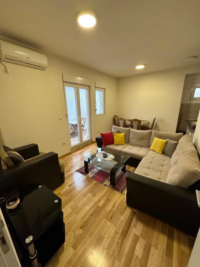 Selena Apartment Podgorica Bagian luar foto